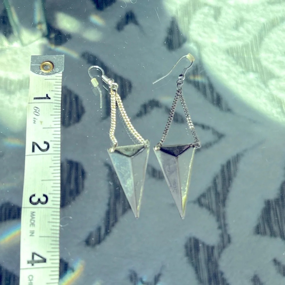 Silver arrow drop earrings